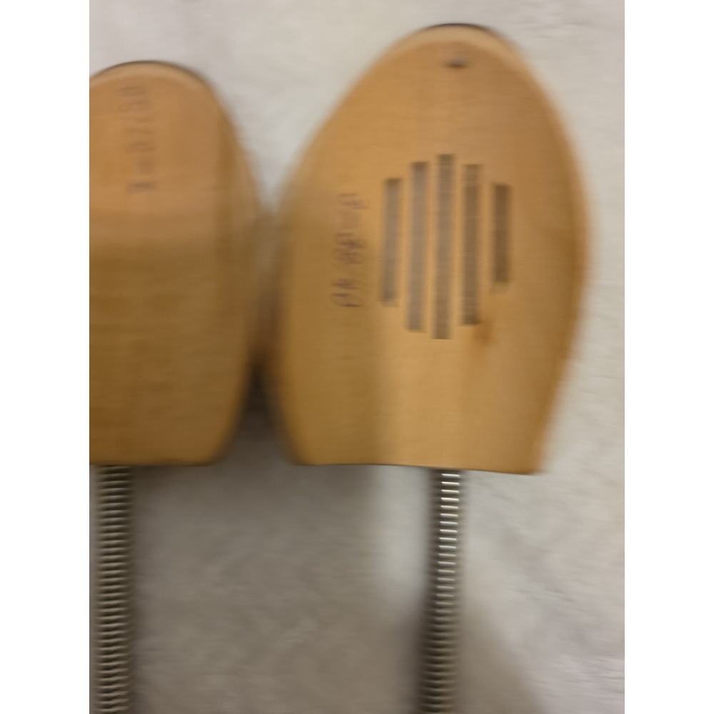 Shoe Stretchers - Picture 3 of 5